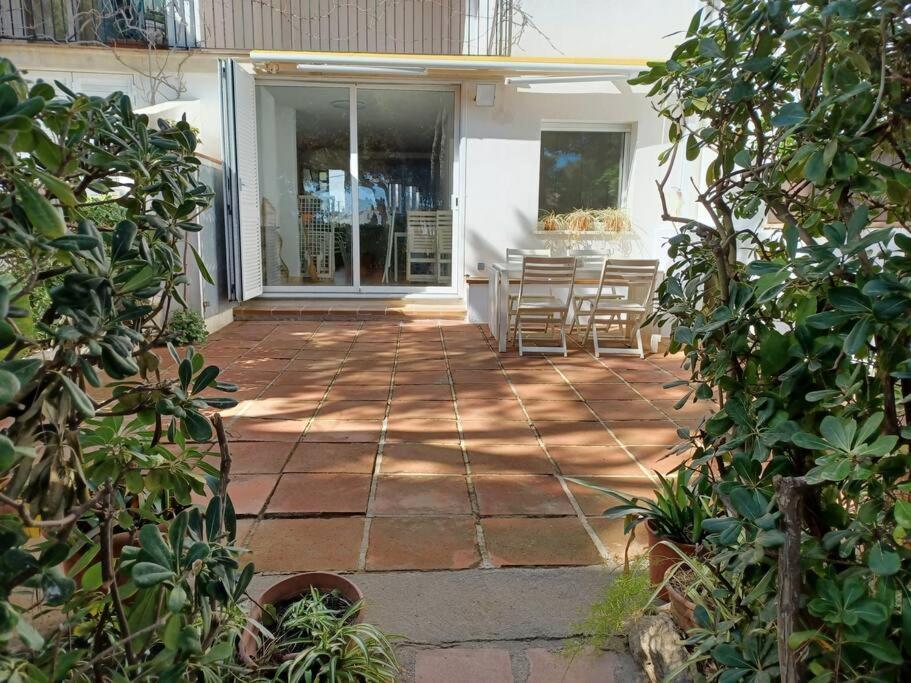 Apartamento Roc Mar リャフラン エクステリア 写真